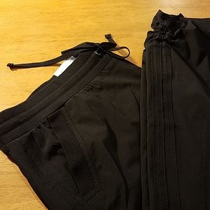 Style&Co Black Activewear Capris